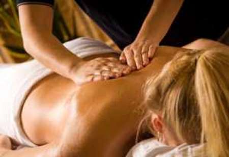 Photo de JH offre massage de dtente fminine gratuitement.